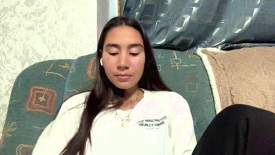 DarceyMorioka live cam on Cam4