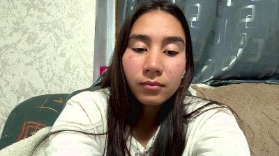 DarceyMorioka live cam on Cam4