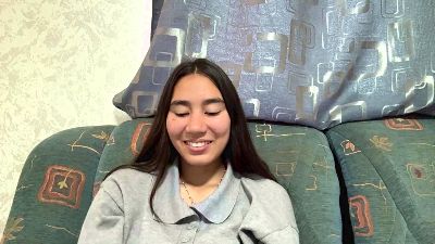 DarceyMorioka live cam on Cam4