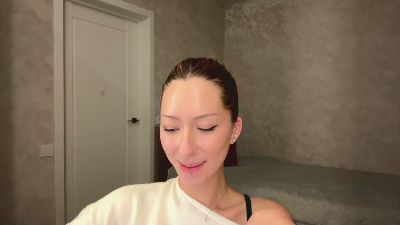 DarcyTokley live cam on Cam4