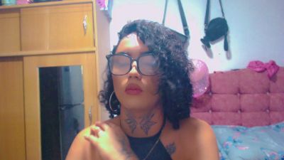 DariaAtehortua live cam on Cam4