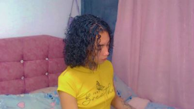DariaAtehortua live cam on Cam4
