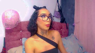 DariaAtehortua live cam on Cam4