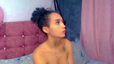 DariaAtehortua live cam on Cam4