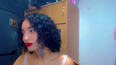 DariaAtehortua live cam on Cam4