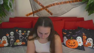 DariaCalm live cam on Cam4