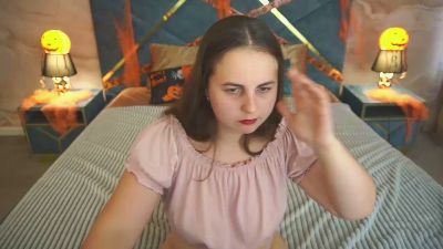 DariaCalm live cam on Cam4