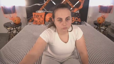 DariaCalm live cam on Cam4