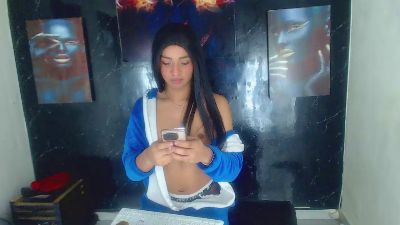 Darianny_glow live cam on Cam4