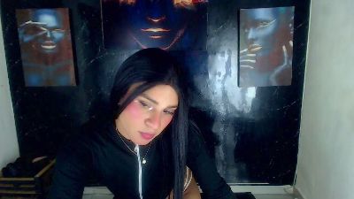 Darianny_glow live cam on Cam4