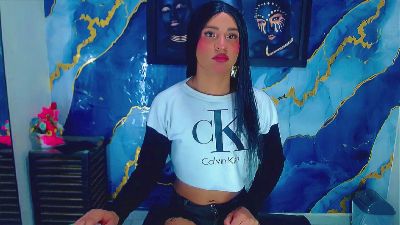 Darianny_glow live cam on Cam4