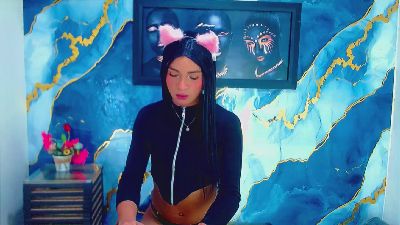 Darianny_glow live cam on Cam4