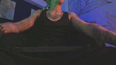 Dark_void live cam on Cam4
