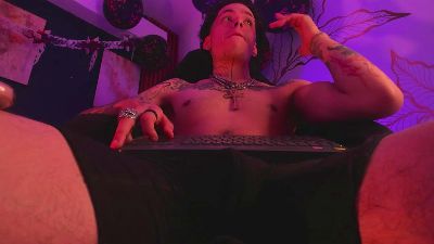 Dark_void live cam on Cam4