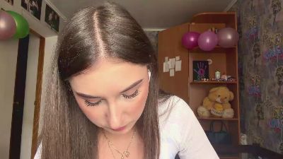 Profile and Statistics for DarlaMauney on Cam4