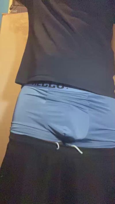 Watch  Darrell_x live on Cam4