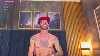 Darwin_horny live cam on Cam4