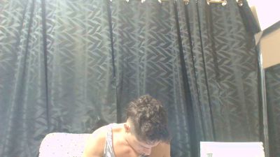 Dastan_yesei live cam on Cam4