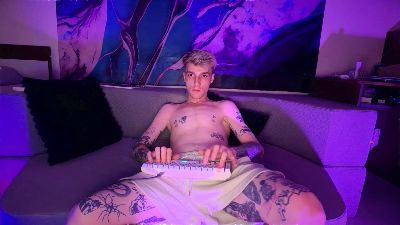DaveSinner live cam on Cam4