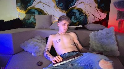 DaveSinner live cam on Cam4
