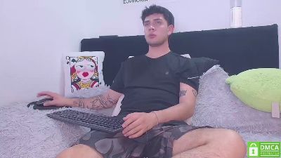 Dave_River live cam on Cam4