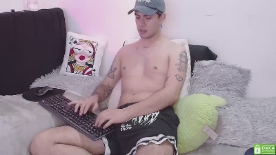 Dave_River live cam on Cam4