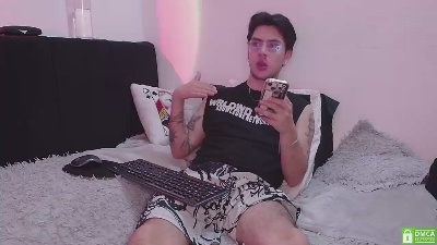 Dave_River live cam on Cam4