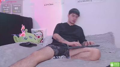 Dave_River live cam on Cam4