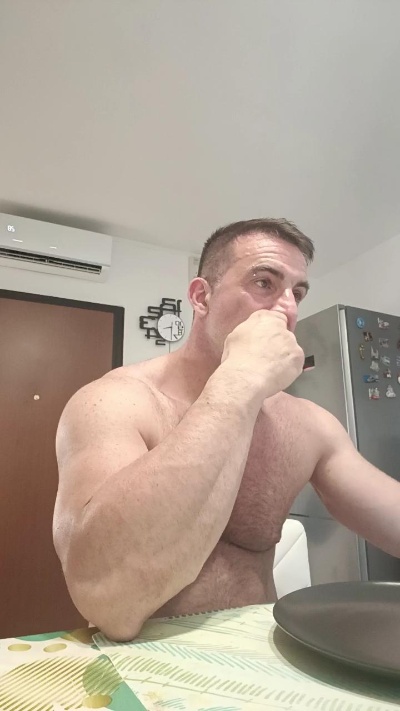 Davecabalho live cam on Cam4