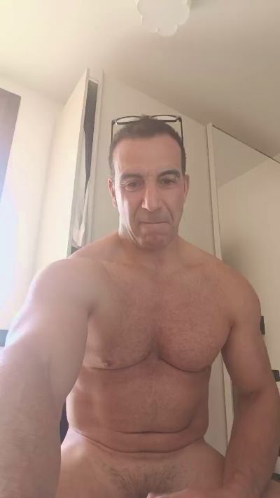 Davecabalho live cam on Cam4