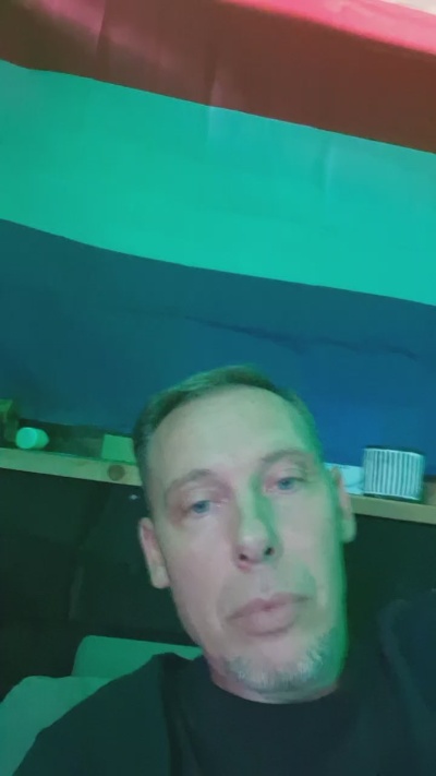 Daverest live cam on Cam4