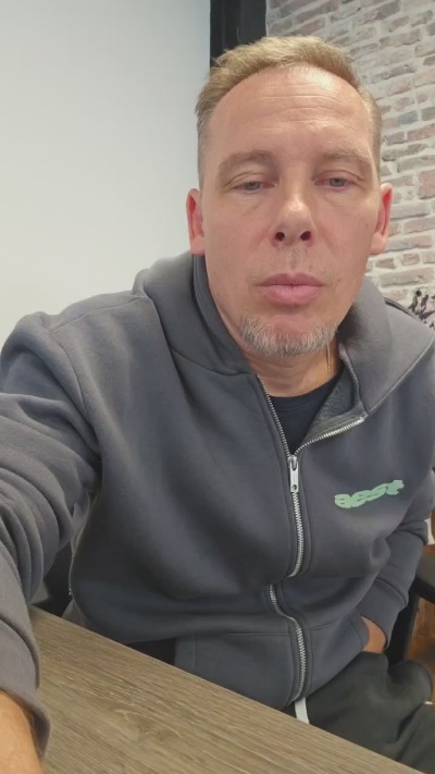 Daverest live cam on Cam4