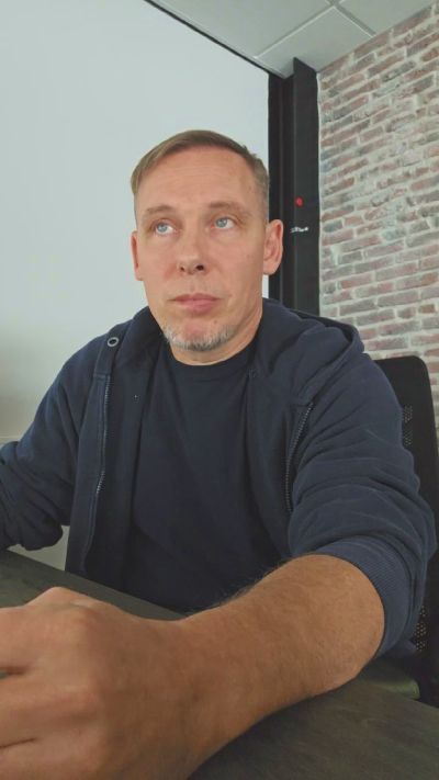 Daverest live cam on Cam4