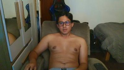 David_2103 live cam on Cam4