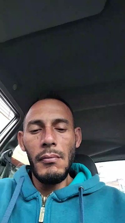 Daviddfg live cam on Cam4