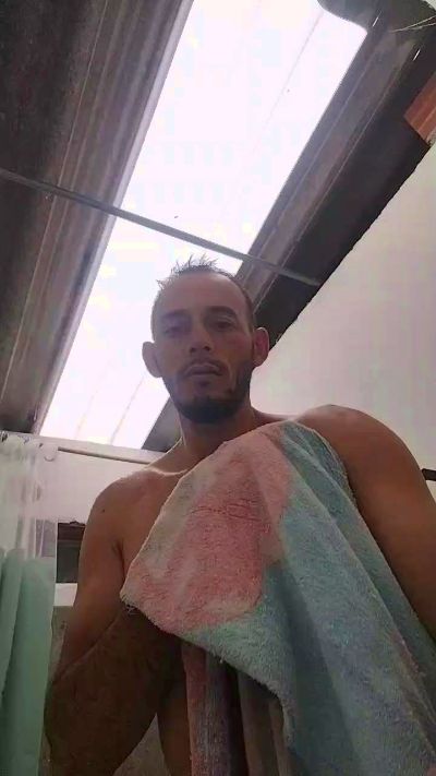 Daviddfg live cam on Cam4