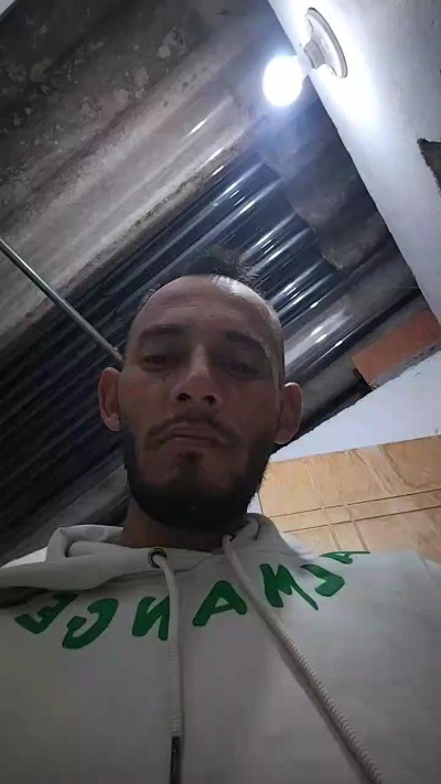 Daviddfg live cam on Cam4