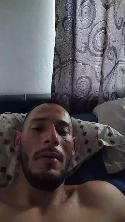 Daviddfg live cam on Cam4