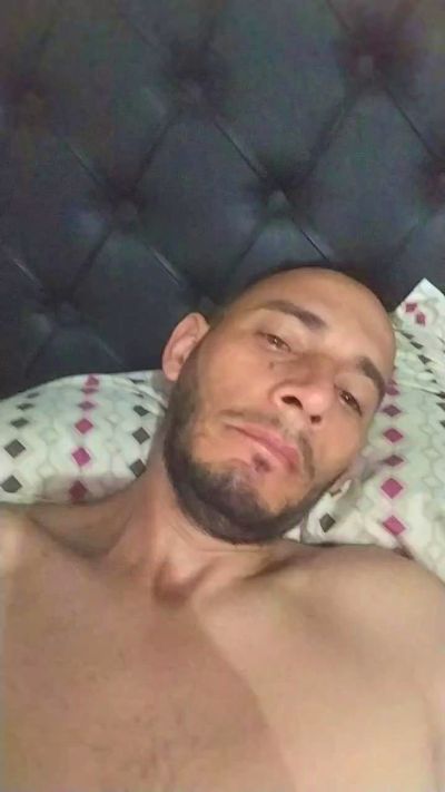 Daviddfg live cam on Cam4