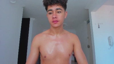 DavidfullOFlove live cam on Cam4