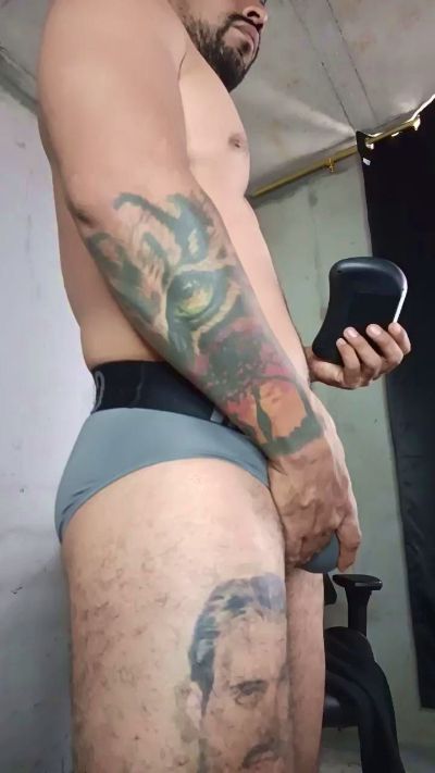 Davidpervert live cam on Cam4