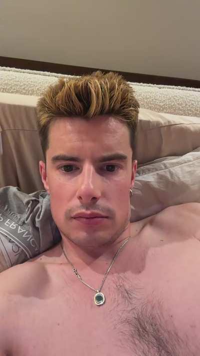 Davidralph2 live cam on Cam4