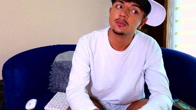 DavidsBoner live cam on Cam4