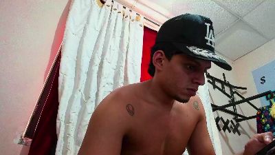 Daviid_latin_66 live cam on Cam4