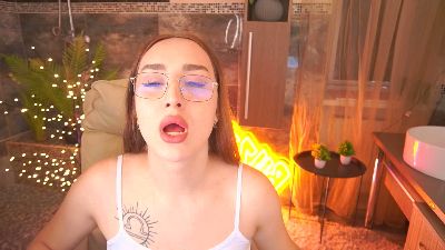 Profile and Statistics for DawnGwin on Cam4