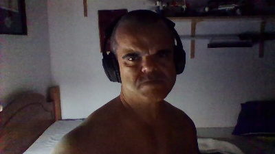 DaxthorCai live cam on Cam4
