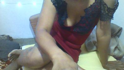 Dayanah96 live cam on Cam4