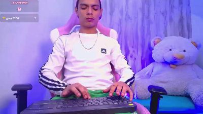 Dayronn_lee live cam on Cam4