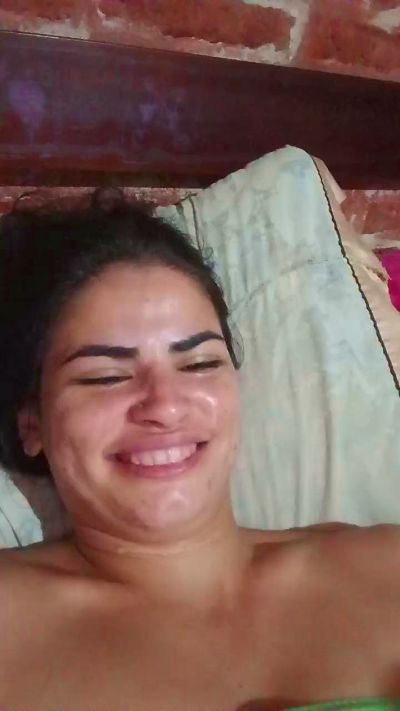 Daysired live female webcam from Argentina