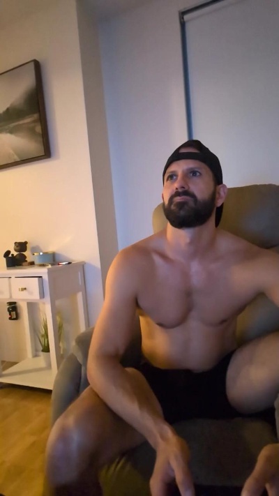 Dboyzz4631 live cam on Cam4